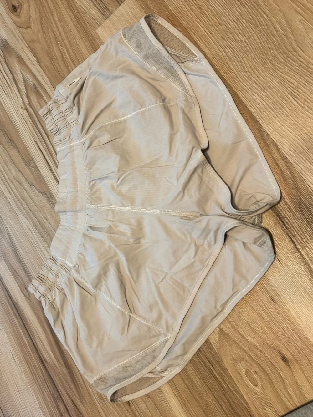 lululemon athletica lightweight white